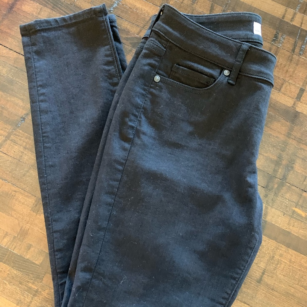 LOFT Curvy Skinny Jeans Size 4
